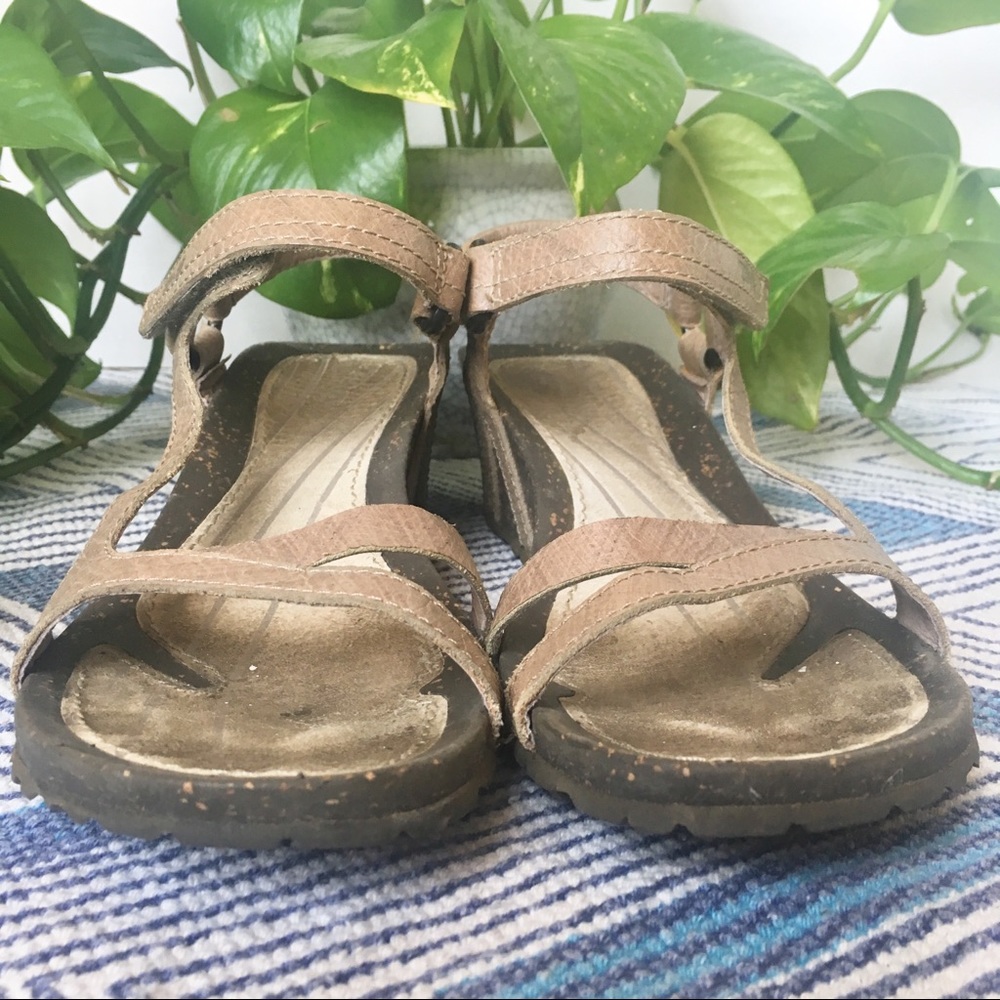 TEVA Cabrillo Universal Wedge Leather Sandal 6.5 - Picture 3 of 8
